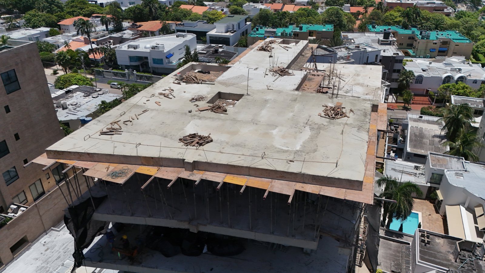 Losa de cubierta del Edificio Casa Grande vista desde un dron